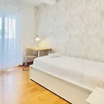 Atico Isabella Апартаменты Гранада
